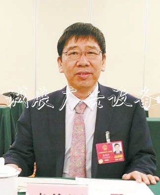 國慶特稿|全國人大代燈箱表寄語新中國70周年華誕