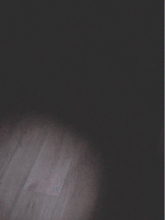 嚇人！這是什么垃圾？打文化宣傳欄開垃圾箱后差點兒魂兒也沒了