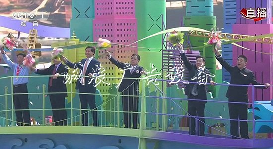 為什么說民營企文化宣傳欄業(yè)是“自己人”？