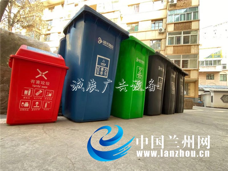 垃圾分類工作持續(xù)推路燈燈箱進(jìn) 環(huán)保理念深入人心