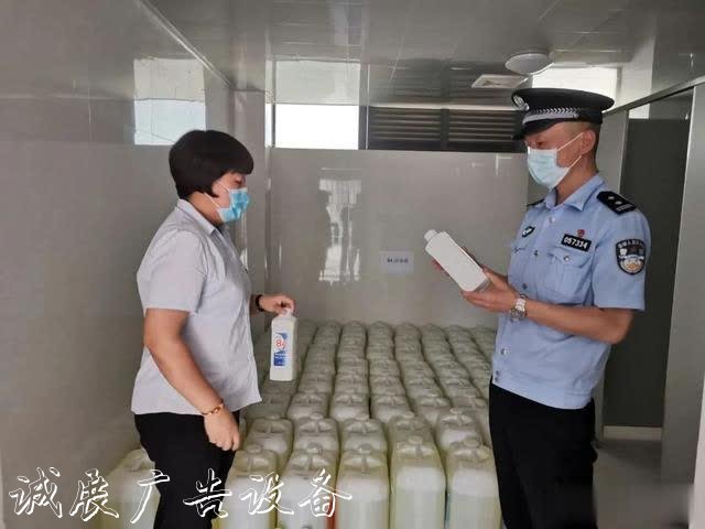 【治庸·鐵軍】“后浪路牌”返校，社區(qū)民警助學(xué)忙